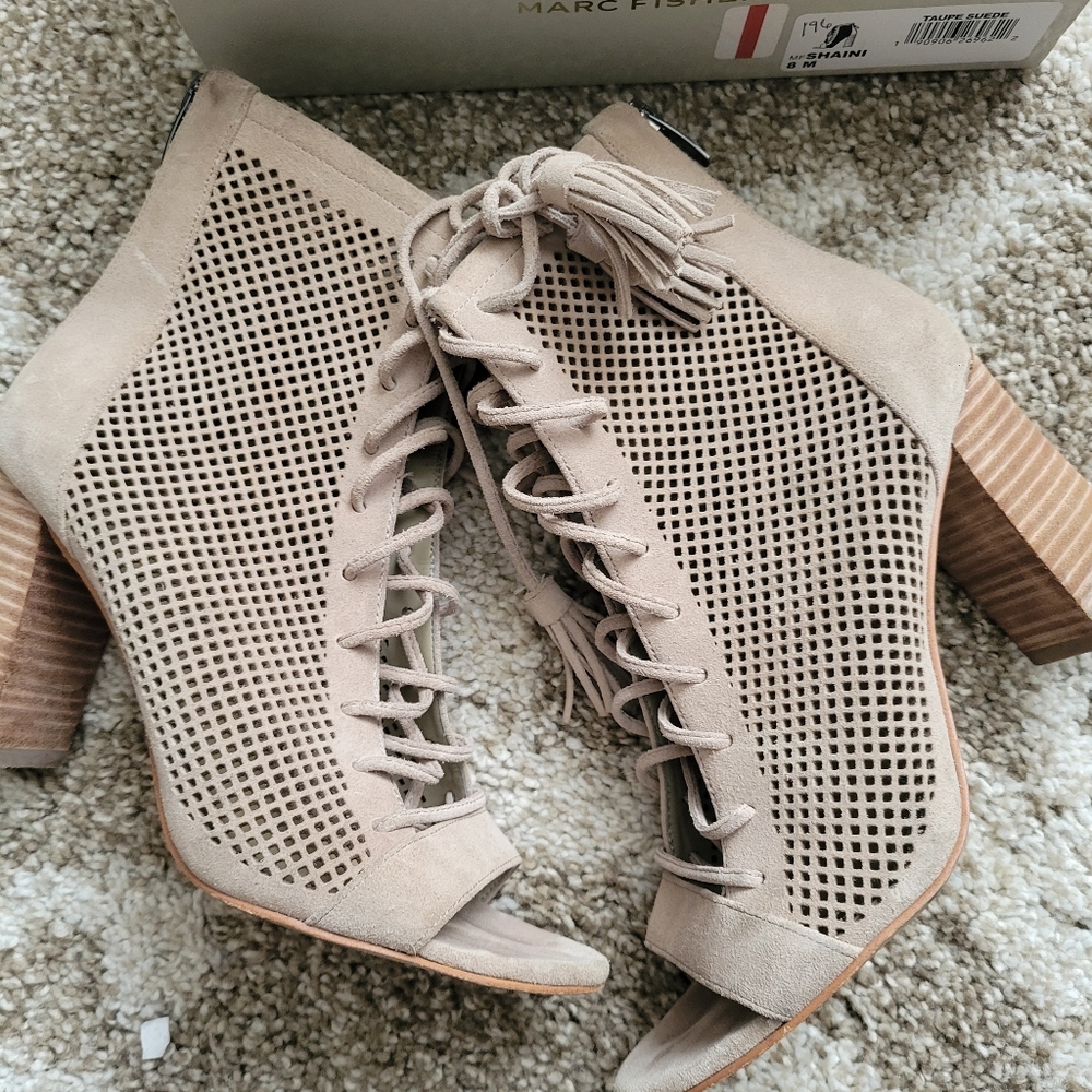 MARC FISHER SHAINI LEATHER SUEDE ANKLE BOOTIE size 8